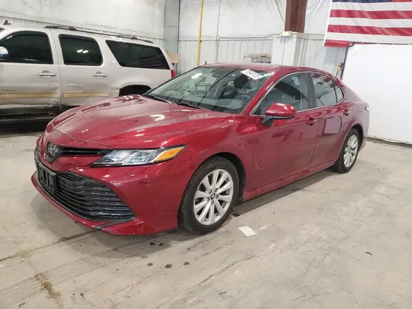 4T1B11HK8KU836678 2019 TOYOTA CAMRY - Image 1