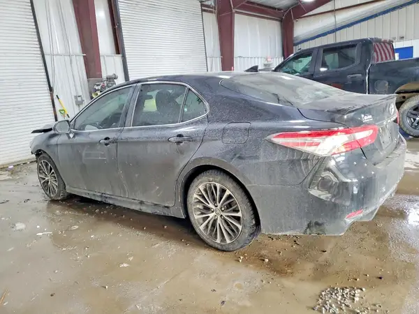 4T1B11HK8KU837118 2019 TOYOTA CAMRY - Image 2