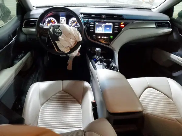 4T1B11HK8KU837118 2019 TOYOTA CAMRY - Image 8