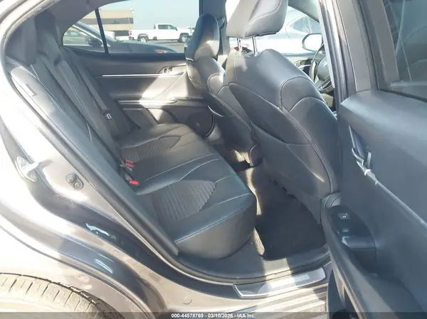 4T1B11HK8KU838852 2019 TOYOTA CAMRY - Image 8