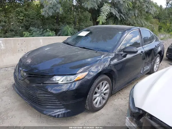 4T1B11HK8KU845414 2019 TOYOTA CAMRY - Image 2