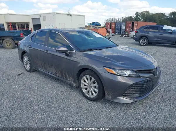 4T1B11HK8KU846241 2019 TOYOTA CAMRY - Image 1