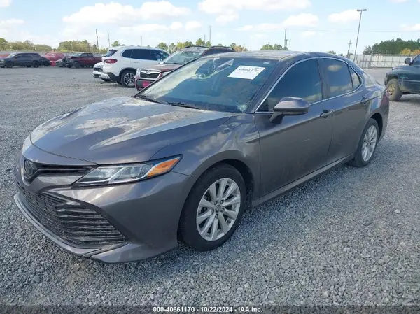 4T1B11HK8KU846241 2019 TOYOTA CAMRY - Image 2