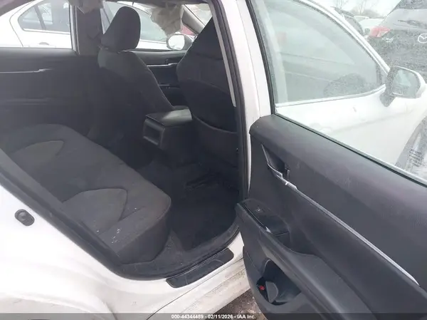 4T1B11HK8KU847907 2019 TOYOTA CAMRY - Image 8