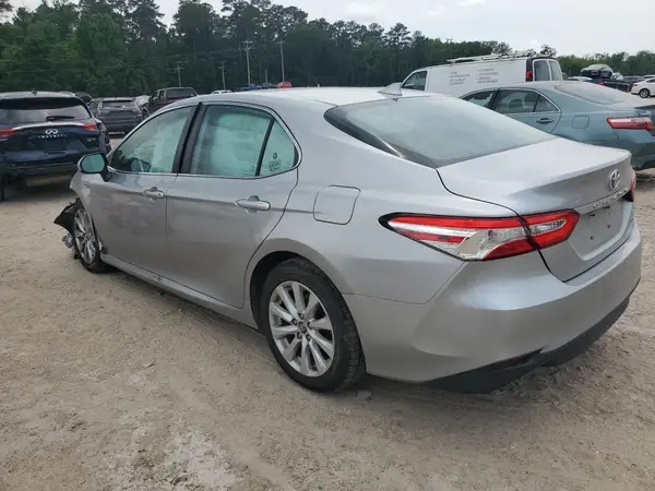 4T1B11HK8KU849933 2019 TOYOTA CAMRY - Image 2