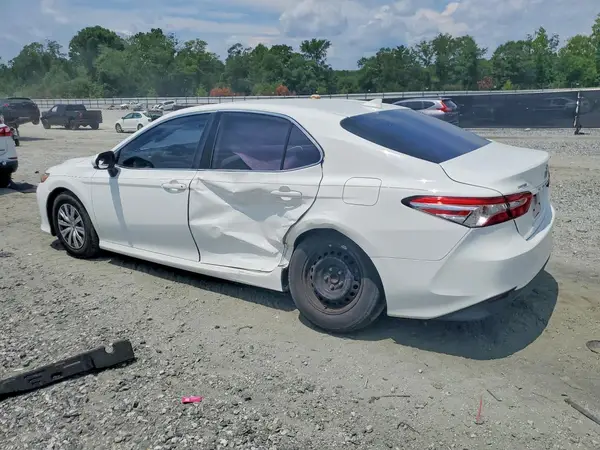 4T1B11HK8KU854095 2019 TOYOTA CAMRY - Image 2