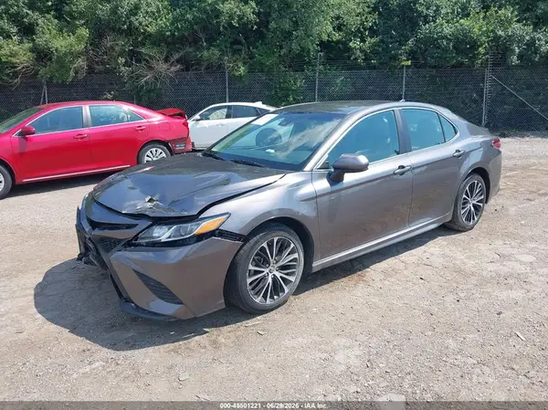 4T1B11HK8KU854842 2019 TOYOTA CAMRY - Image 2