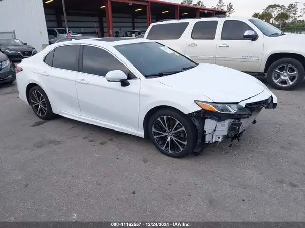 4T1B11HK8KU855778 2019 TOYOTA CAMRY - Image 1
