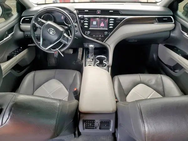 4T1B11HK9JU002160 2018 TOYOTA CAMRY - Image 8
