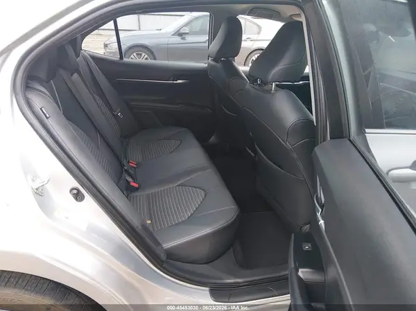 4T1B11HK9JU003146 2018 TOYOTA CAMRY - Image 8