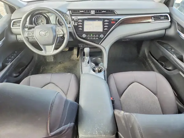 4T1B11HK9JU003163 2018 TOYOTA CAMRY - Image 8