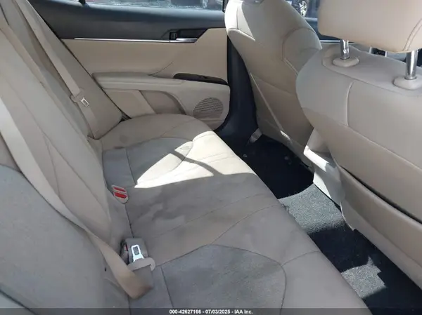 4T1B11HK9JU006242 2018 TOYOTA CAMRY - Image 8