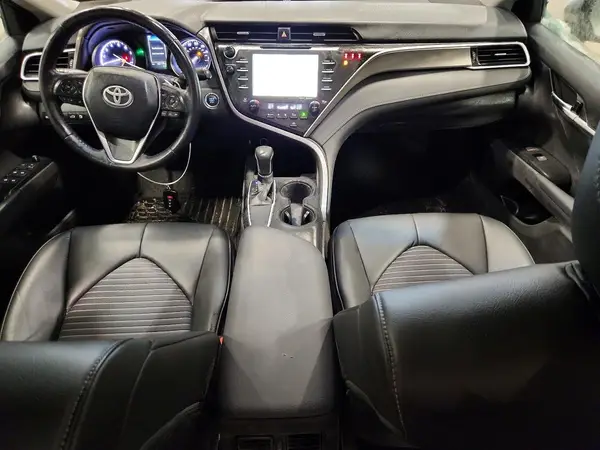 4T1B11HK9JU024661 2018 TOYOTA CAMRY - Image 8
