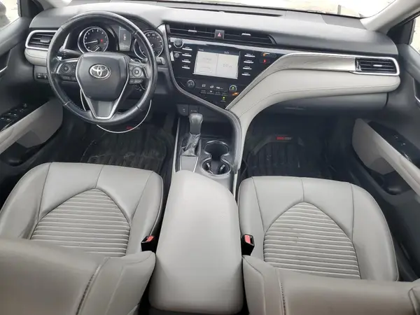 4T1B11HK9JU025048 2018 TOYOTA CAMRY - Image 8