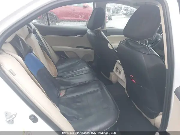 4T1B11HK9JU026846 2018 TOYOTA CAMRY - Image 8