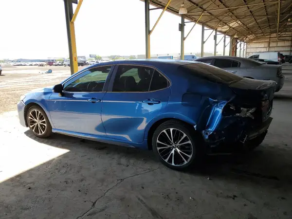 4T1B11HK9JU029424 2018 TOYOTA CAMRY - Image 2
