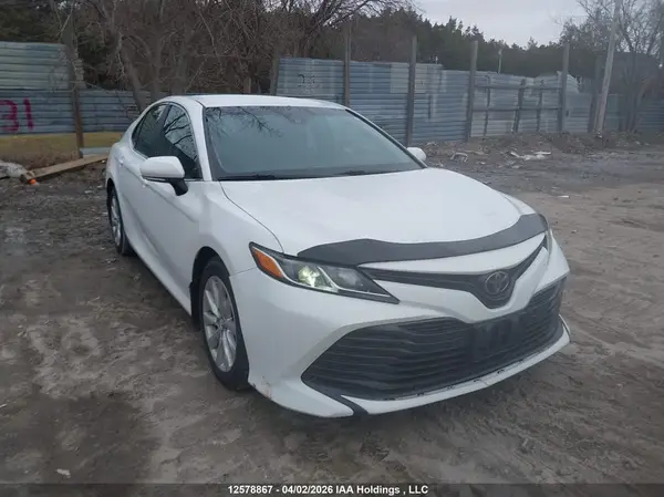 4T1B11HK9JU029844 2018 TOYOTA CAMRY - Image 1