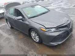 4T1B11HK9JU030105 2018 TOYOTA CAMRY