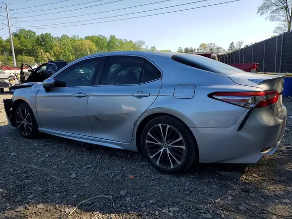 4T1B11HK9JU030346 2018 TOYOTA CAMRY - Image 2