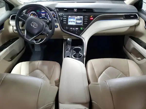 4T1B11HK9JU030802 2018 TOYOTA CAMRY - Image 8