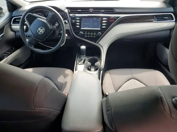 4T1B11HK9JU036261 2018 TOYOTA CAMRY - Image 8