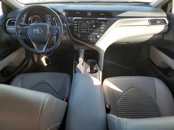 4T1B11HK9JU044120 2018 TOYOTA CAMRY - Image 8