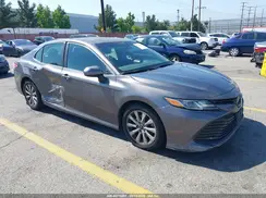 4T1B11HK9JU047096 2018 TOYOTA CAMRY