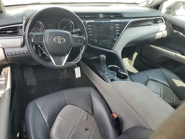 4T1B11HK9JU048281 2018 TOYOTA CAMRY - Image 8