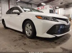 4T1B11HK9JU048295 2018 TOYOTA CAMRY