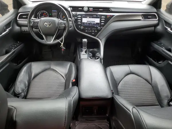 4T1B11HK9JU049026 2018 TOYOTA CAMRY - Image 8