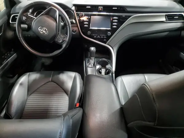 4T1B11HK9JU049320 2018 TOYOTA CAMRY - Image 8