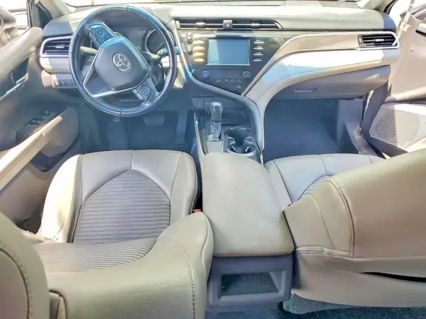 4T1B11HK9JU049771 2018 TOYOTA CAMRY - Image 8
