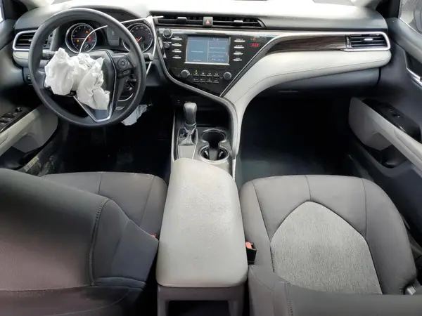4T1B11HK9JU051391 2018 TOYOTA CAMRY - Image 8