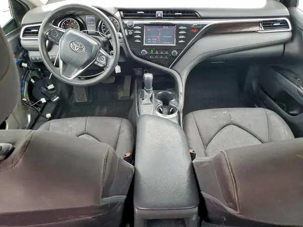 4T1B11HK9JU053657 2018 TOYOTA CAMRY - Image 8