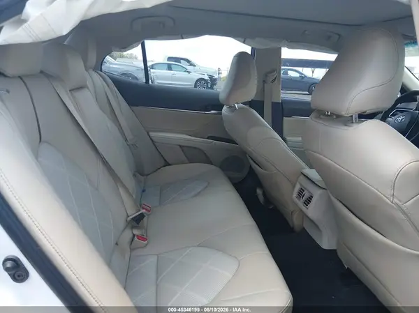 4T1B11HK9JU054405 2018 TOYOTA CAMRY - Image 8