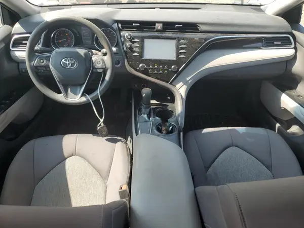 4T1B11HK9JU056817 2018 TOYOTA CAMRY - Image 8