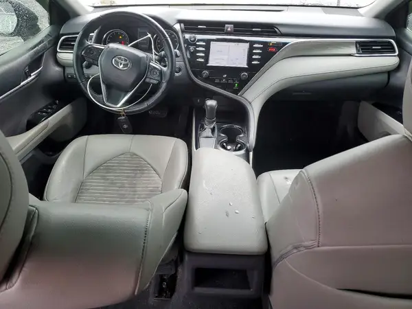 4T1B11HK9JU059863 2018 TOYOTA CAMRY - Image 8