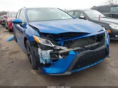 4T1B11HK9JU060009 2018 TOYOTA CAMRY