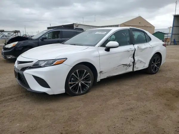 4T1B11HK9JU060270 2018 TOYOTA CAMRY - Image 1