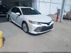 4T1B11HK9JU061743 2018 TOYOTA CAMRY