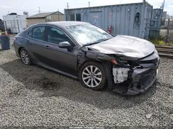 4T1B11HK9JU062570 2018 TOYOTA CAMRY