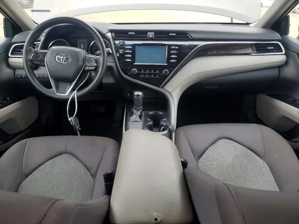 4T1B11HK9JU064349 2018 TOYOTA CAMRY - Image 8