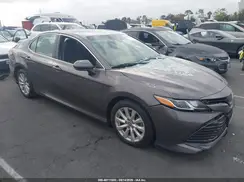 4T1B11HK9JU065582 2018 TOYOTA CAMRY