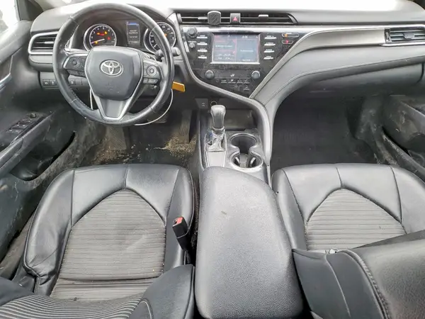 4T1B11HK9JU065937 2018 TOYOTA CAMRY - Image 8