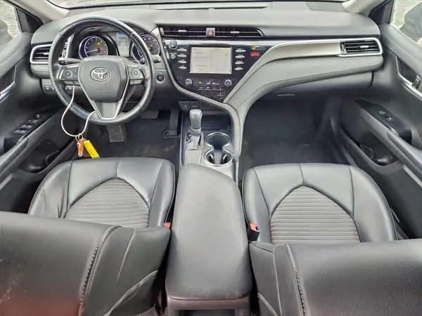 4T1B11HK9JU069051 2018 TOYOTA CAMRY - Image 8