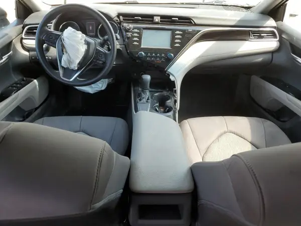 4T1B11HK9JU070233 2018 TOYOTA CAMRY - Image 8