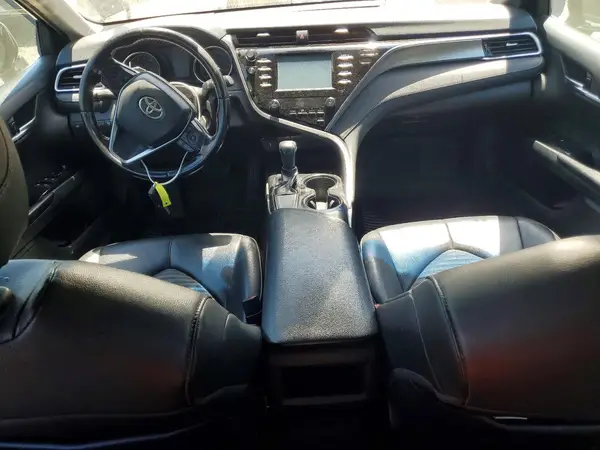 4T1B11HK9JU073181 2018 TOYOTA CAMRY - Image 8