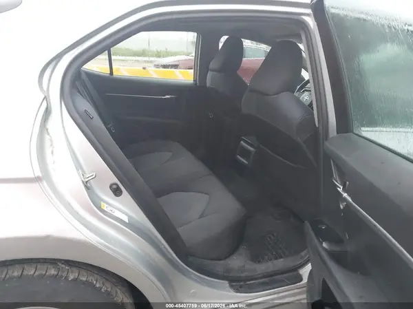 4T1B11HK9JU074976 2018 TOYOTA CAMRY - Image 8