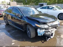 4T1B11HK9JU082172 2018 TOYOTA CAMRY