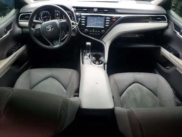 4T1B11HK9JU086111 2018 TOYOTA CAMRY - Image 8